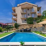 Hundefreundliches Nur 350 Meter Zum Mit Meerblick, Pool, Wifi 德拉马利