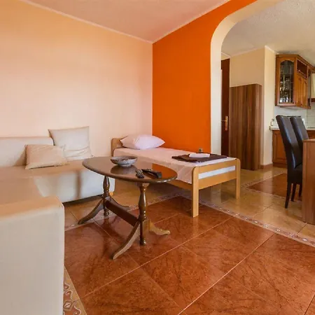 Hundefreundliches Nur 350 Meter Zum Mit Meerblick, Pool, Wifi