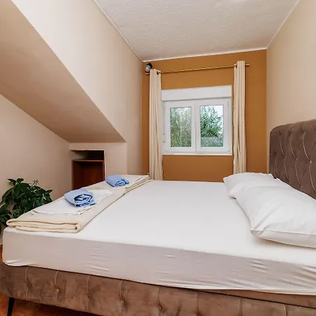 Hundefreundliches Nur 350 Meter Zum Mit Meerblick, Pool, Wifi Apartment Dramalj