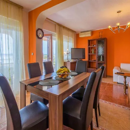 Apartment Hundefreundliches Nur 350 Meter Zum Mit Meerblick, Pool, Wifi *