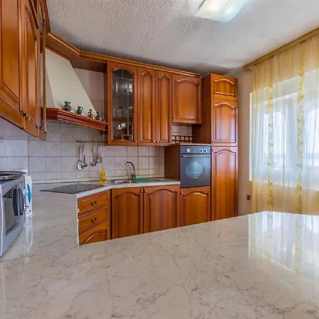 Apartment Hundefreundliches Nur 350 Meter Zum Mit Meerblick, Pool, Wifi *