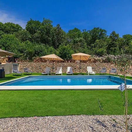 Hundefreundliches Nur 350 Meter Zum Mit Meerblick, Pool, Wifi Dramalj