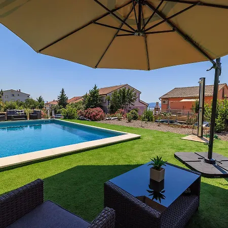 Apartment Hundefreundliches Nur 350 Meter Zum Mit Meerblick, Pool, Wifi *