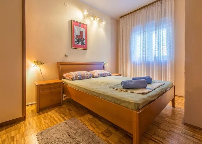 Hundefreundliches Nur 350 Meter Zum Mit Meerblick, Pool, Wifi Appartamento Dramalj