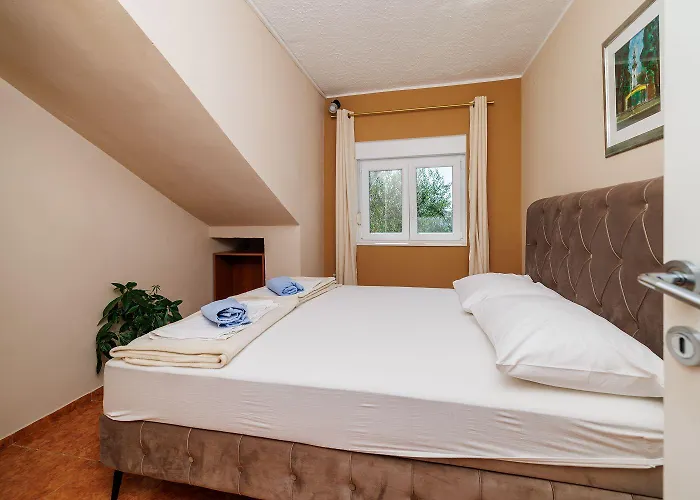 Hundefreundliches Nur 350 Meter Zum Mit Meerblick, Pool, Wifi Appartamento Dramalj
