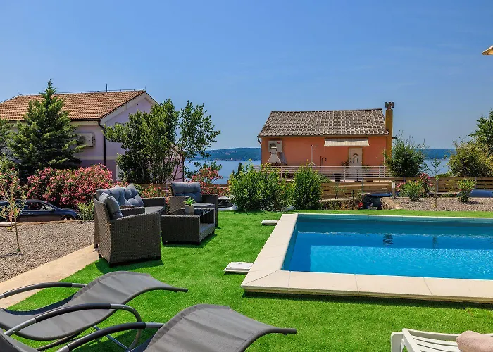 Hundefreundliches Nur 350 Meter Zum Mit Meerblick, Pool, Wifi Appartamento