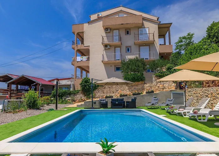 Hundefreundliches Nur 350 Meter Zum Mit Meerblick, Pool, Wifi Dramalj